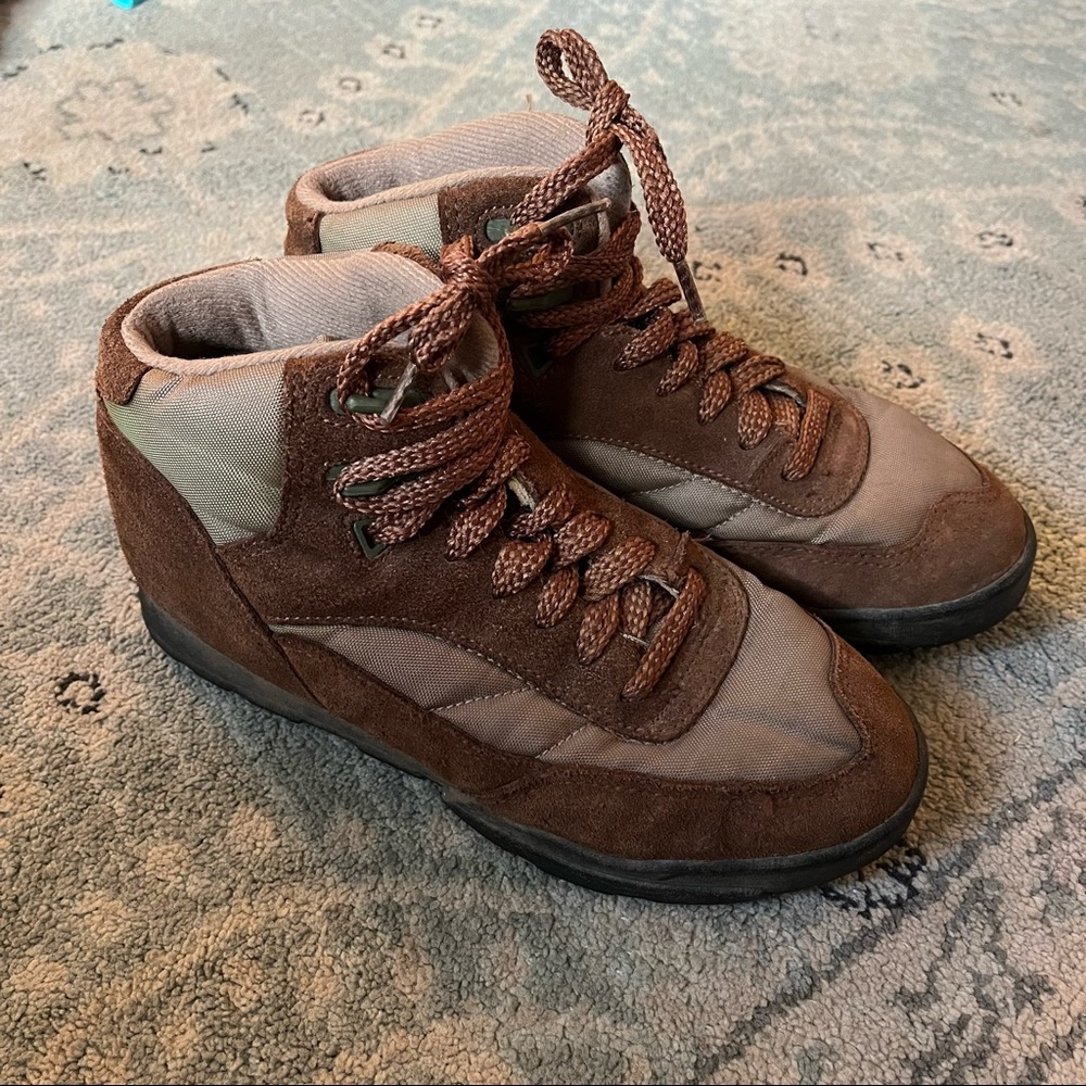 HI-TEC Catamount II Leather and Nylon Hiking Boots